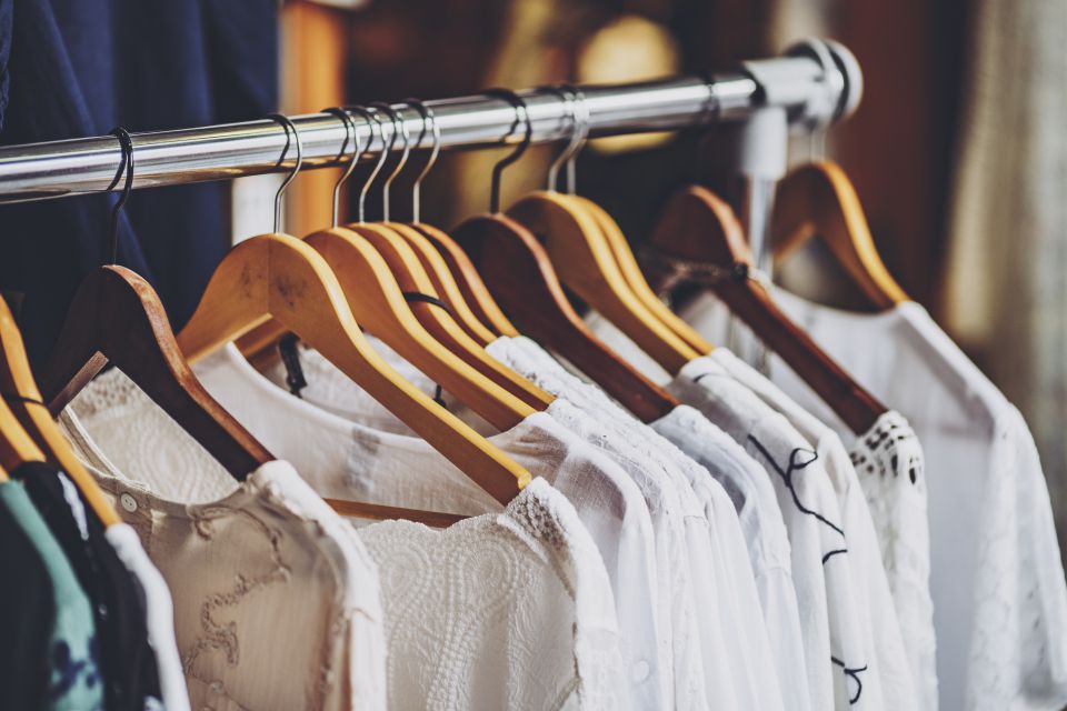 その傘本当に守ってくれるのか折りたたみの落とし穴と選び方の真実